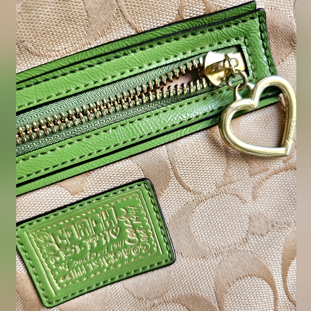 Coach Daisy Purse Bag - Picture 6 of 11